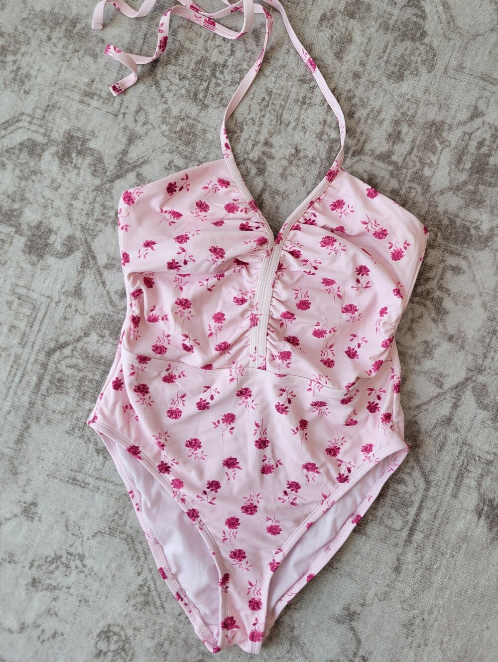 Shade & Shore One Piece Swimsuit Womens M 8-10 Pink Floral Halter Ruched Bathing